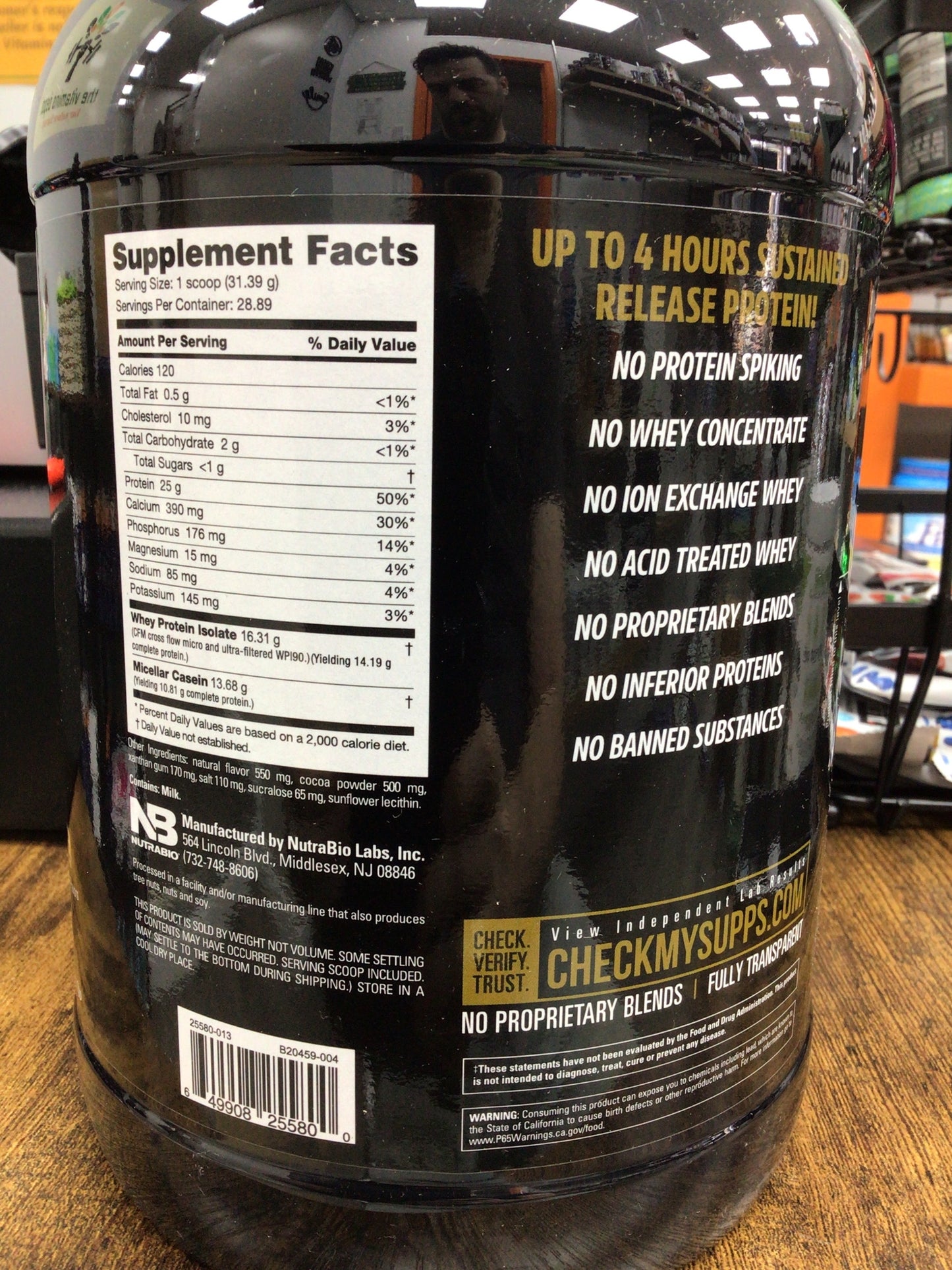 NutraBio Muscle Matrix Protein Powder - 25g of Protein Per Scoop - Whey Isolate and Micellar Casein Combo for Fast and Slow Release - Dutch Chocolate - 2 Pounds, 28 Servings