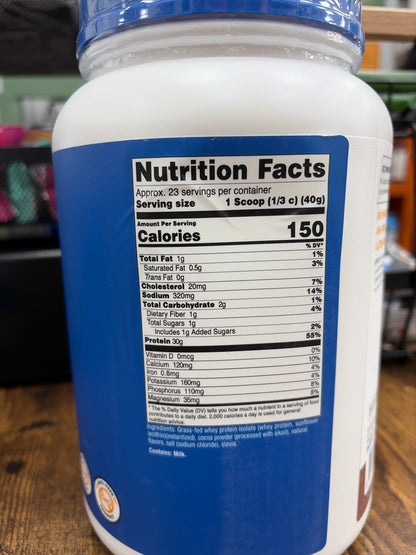 Nutricost Grass-Fed Whey Protein Isolate (Chocolate) 2LBS - Non-GMO, Gluten Free, Natural Flavors