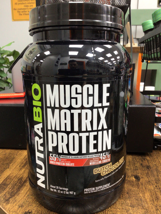 NutraBio Muscle Matrix Protein Powder - 25g of Protein Per Scoop - Whey Isolate and Micellar Casein Combo for Fast and Slow Release - Dutch Chocolate - 2 Pounds, 28 Servings