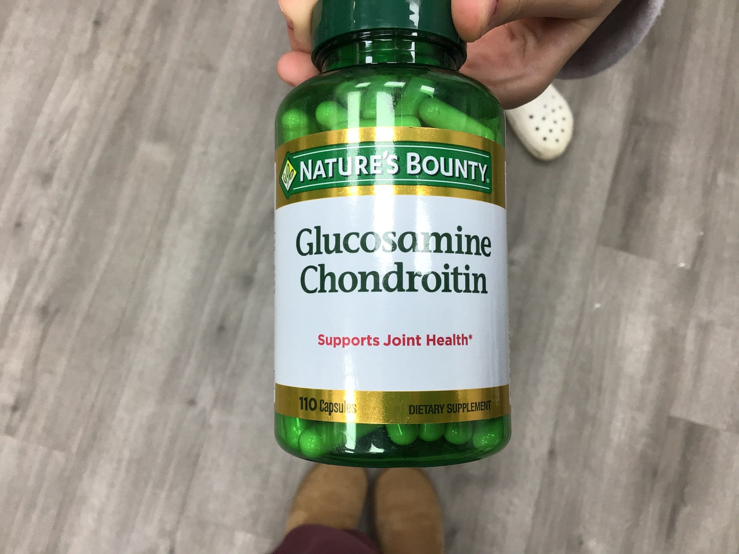Nature's Bounty Glucosamine Chondroitin Pills and Dietary Supplement, Support Joint Health, 110 Capsules