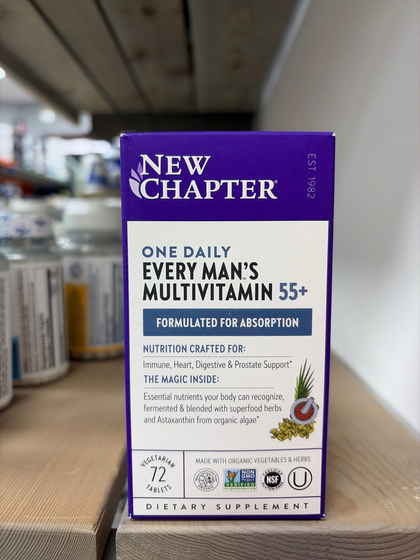 New Chapter Men's Multivitamin 50 Plus for Brain, Heart, Digestive, Prostate & Immune Support with 20+ Nutrients + Astaxanthin - Every Man's One Daily 55+, Gentle on The Stomach - 72 ct