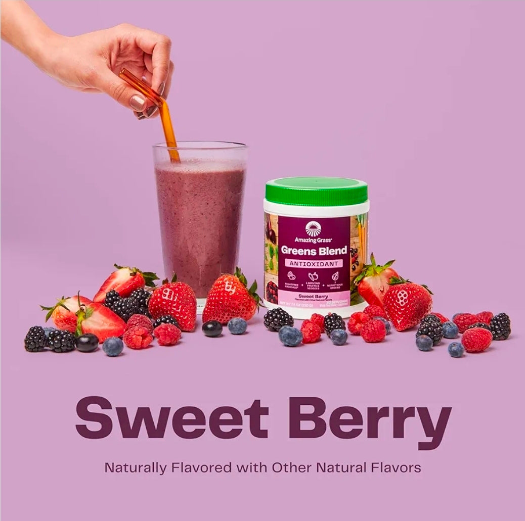 Amazing Grass Greens Blend Antioxidant: Super Greens Powder Smoothie Mix with Organic Spirulina, Beet Root Powder, Elderberry, Bilberry, Prebioitics & Probiotics, Sweet Berry, 30 Servings (Packaging May Vary)